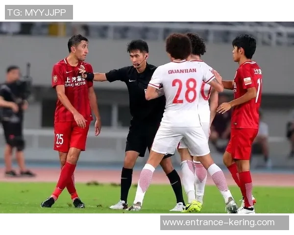 上港与权健首发阵容揭晓谁能在这场对决中笑到最后 上港与权健首发阵容揭晓谁能在这场对决中笑到最后